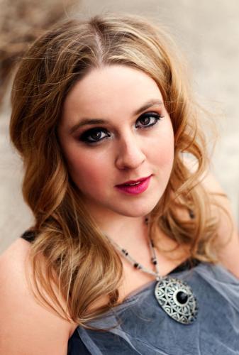 June Flash Artistic Portraits